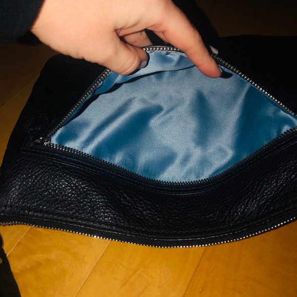 Purse - Picture 3 of 8